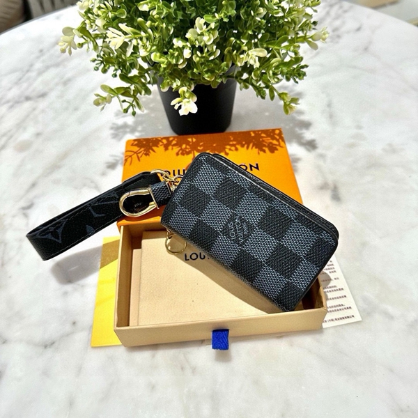 ブランドキーホルダー正面デザイン